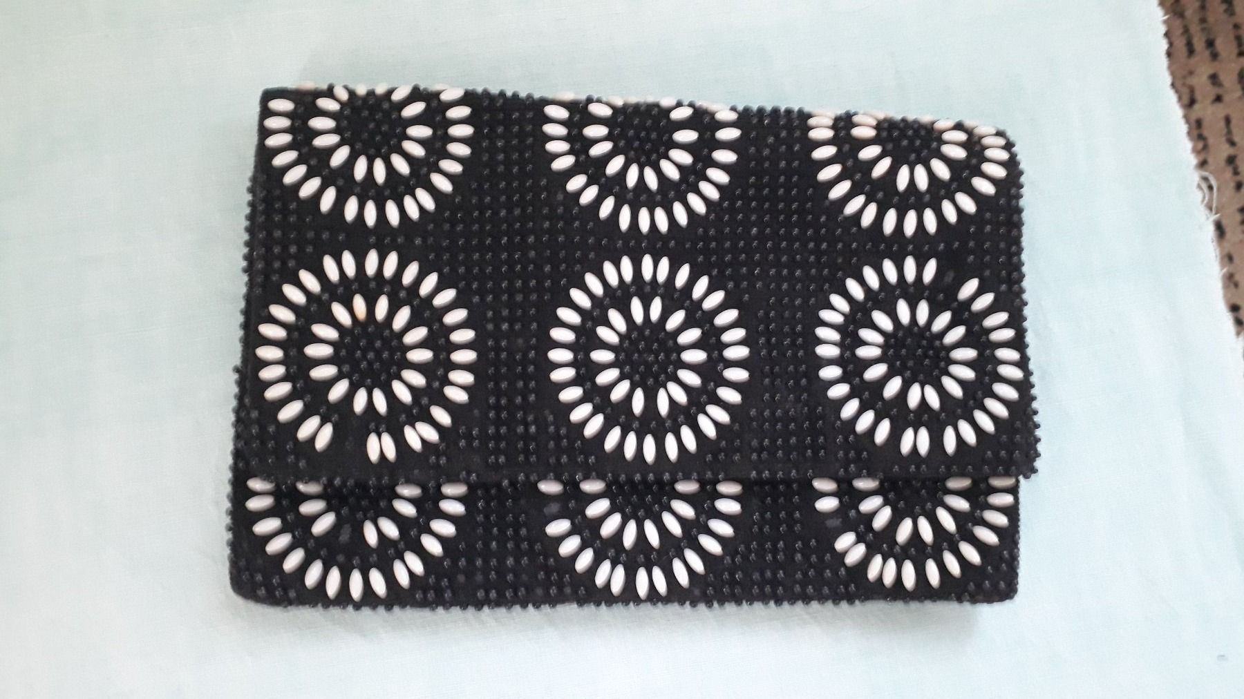 Borse da donna: Clutch Vintage – Usato da Zürich venduto da wildflower26 1