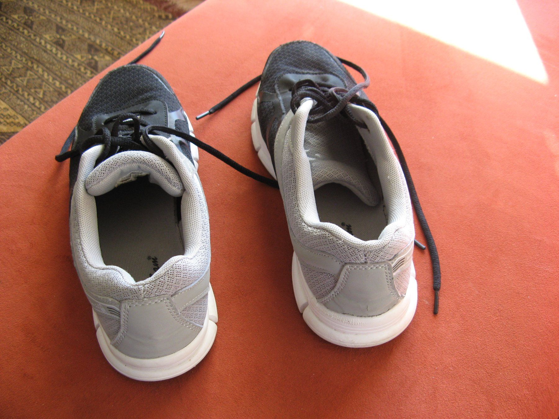 Herrenschuhe: Sneakers Uncle Sam Gr. 42 – Gebraucht aus Zürich von apil 2