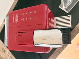 De’Longhi Nespresso Lattissima Touch – red