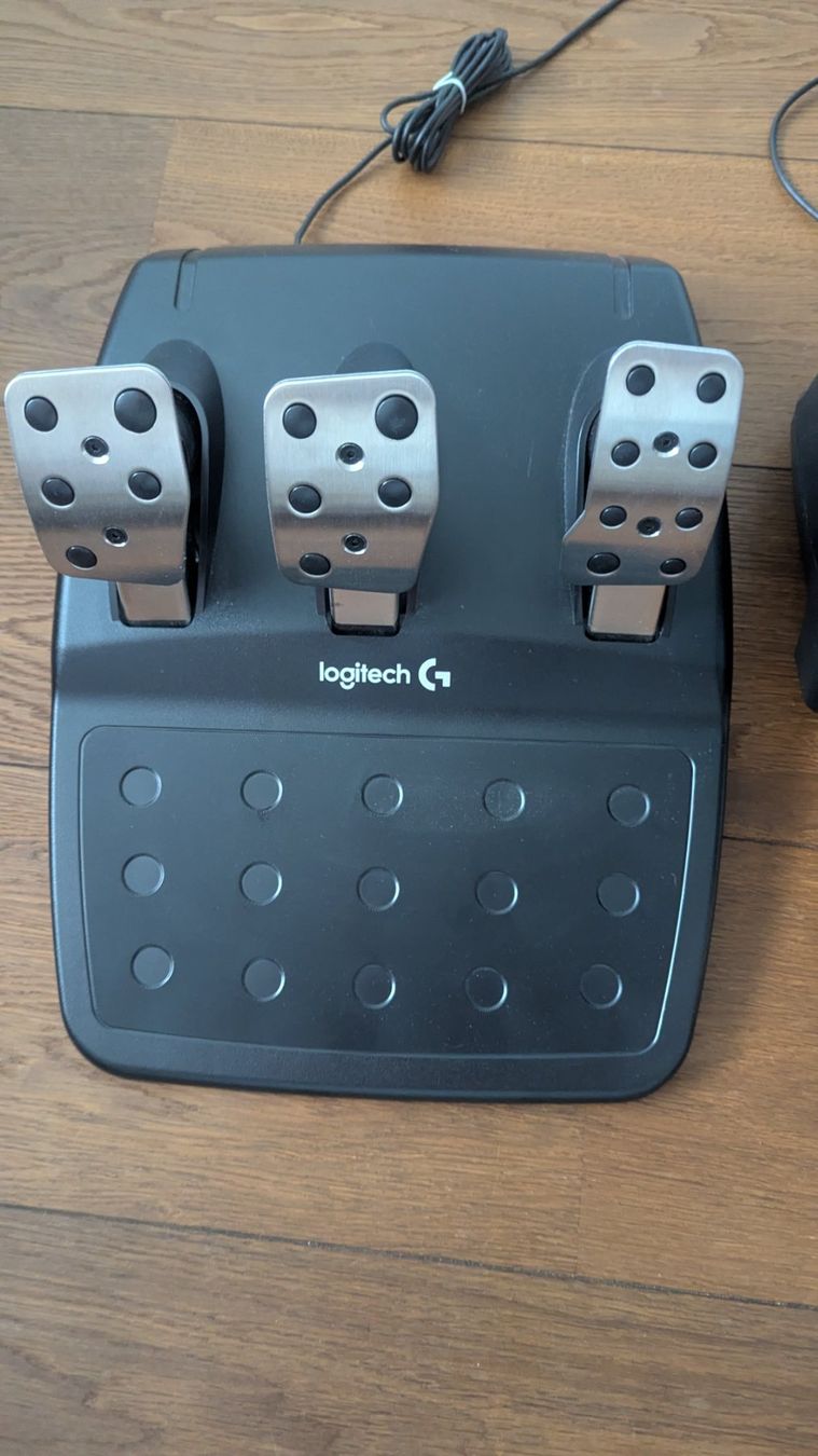 Logitech Controller: Logitech G920 Lenkrad mit Pedalset – Gebraucht aus Oberurnen von gih0 1