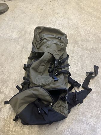 Armee  Mammut Karakorum 70