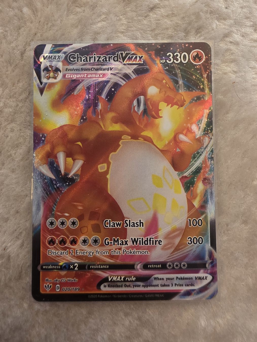 Pokémon Carte collezionabili: Charizard VMAX Darkness Ablaze – Usato da Mendrisio venduto da Tobler.