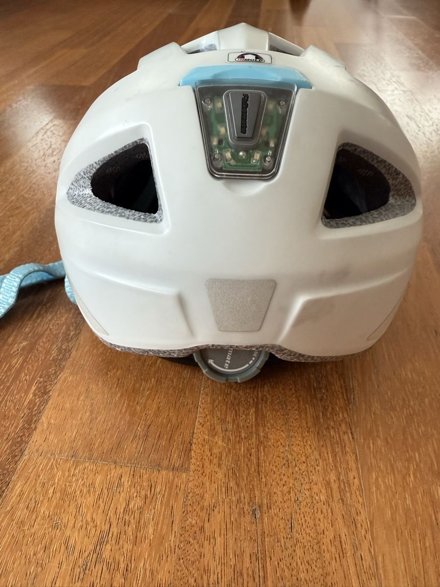 Helme: Fahrradhelm für Kinder – Gebraucht aus Gossau ZH von zh-oberland 2