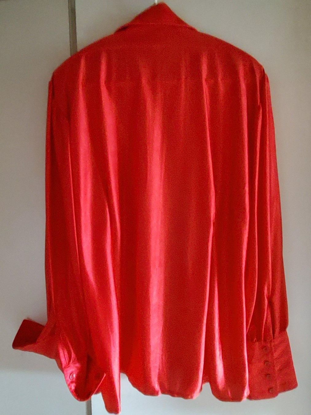 Camicie: Knallrotes Herrenhemd Gr. 40 – Usato da Villnachern venduto da RicardoMary 1