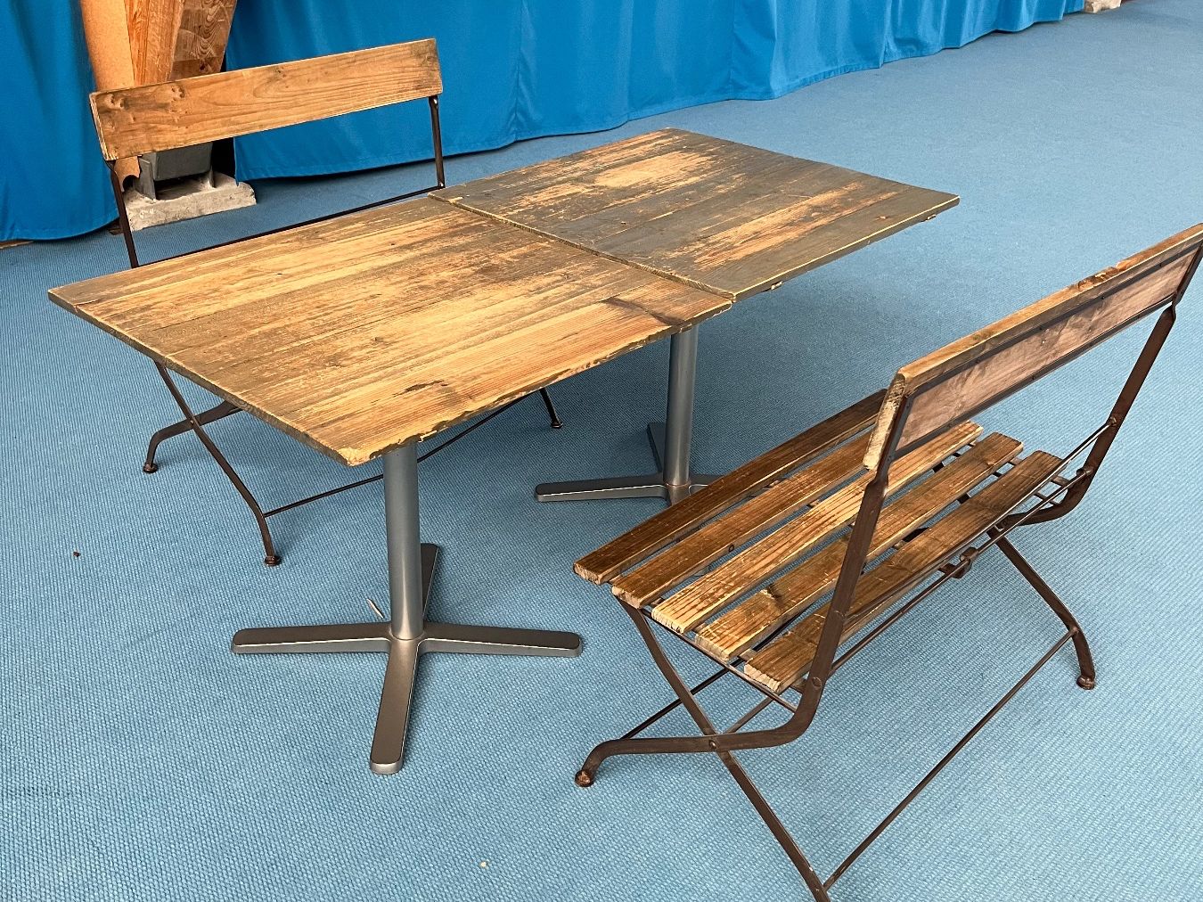 Set di tavolo e panche: Gartentisch und Bank – Usato da Herrenschwanden venduto da orosport 1