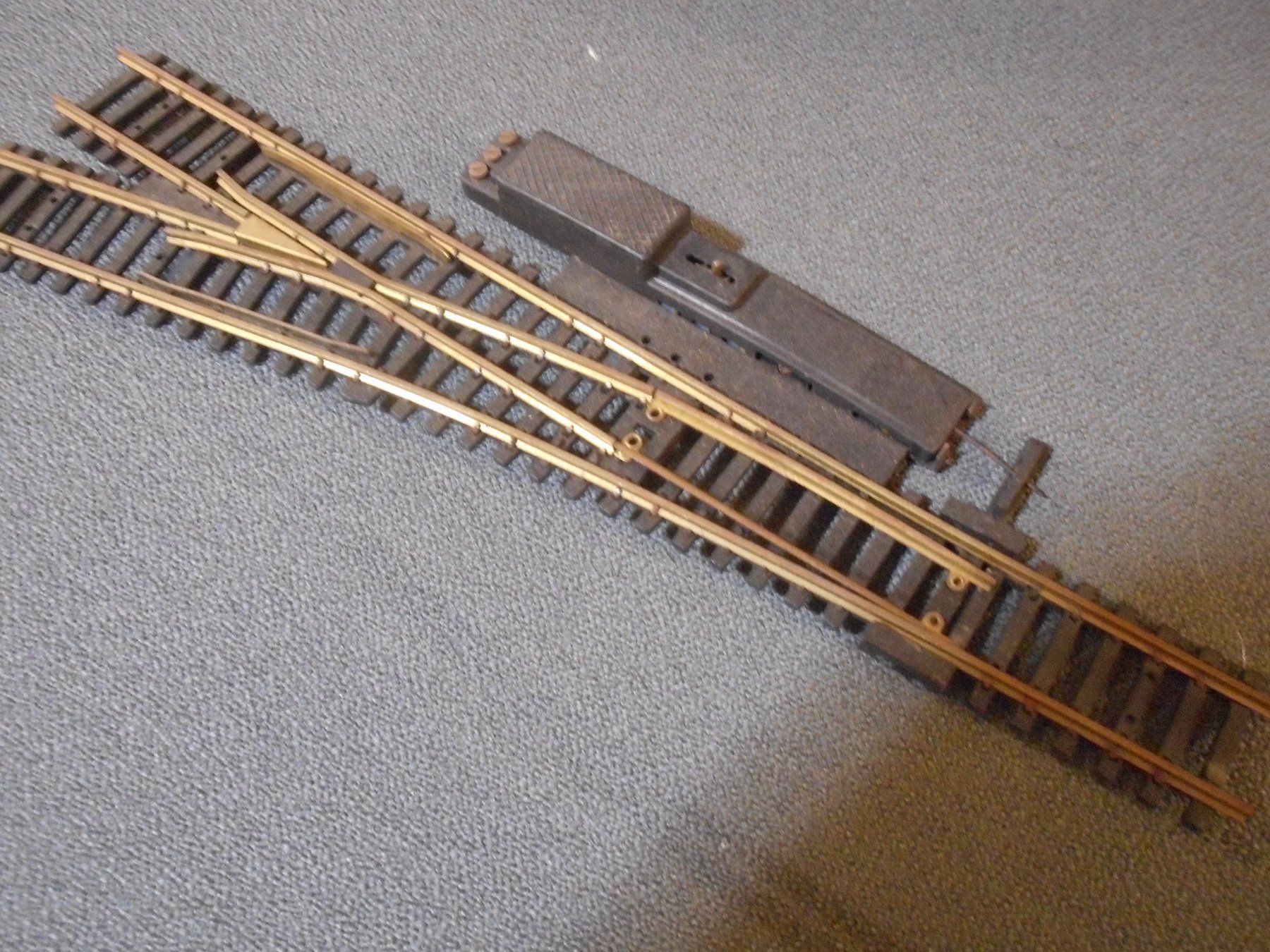 Trains électriques: Casadio Weiche links – D'occasion à Bretzwil par gbfluck