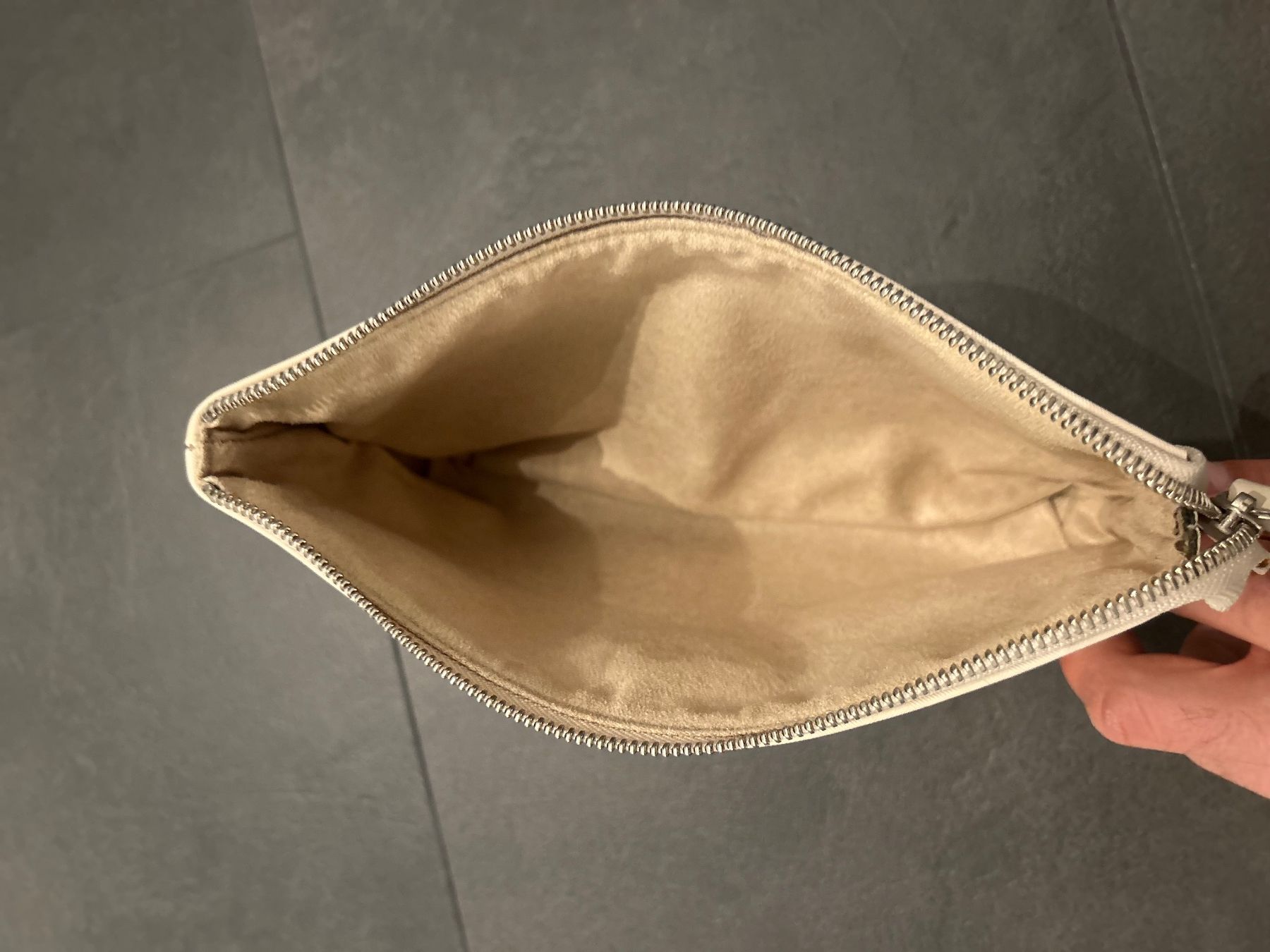 Maison Mollerus Trousses de maquillage: Maison Mollerus - Necessaire beige – Neuf (Voir description) à Wettswil par 8wkc_ne 2