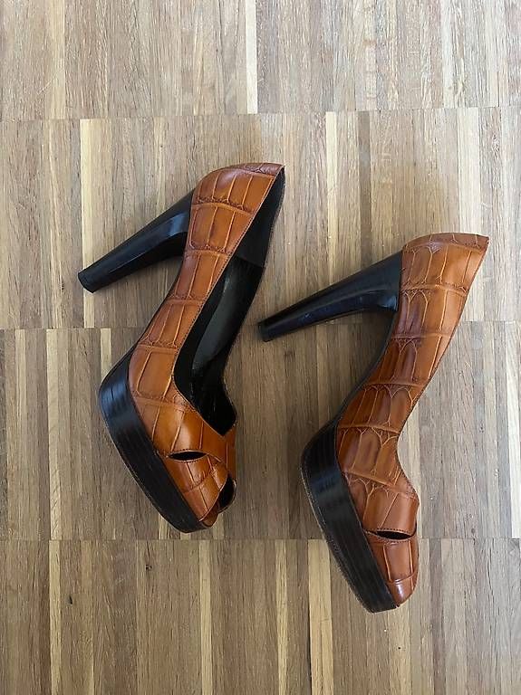 Damenschuhe: Stuart Weizmann Peeptoes 38 – Gebraucht aus Zürich von Samoo01 3