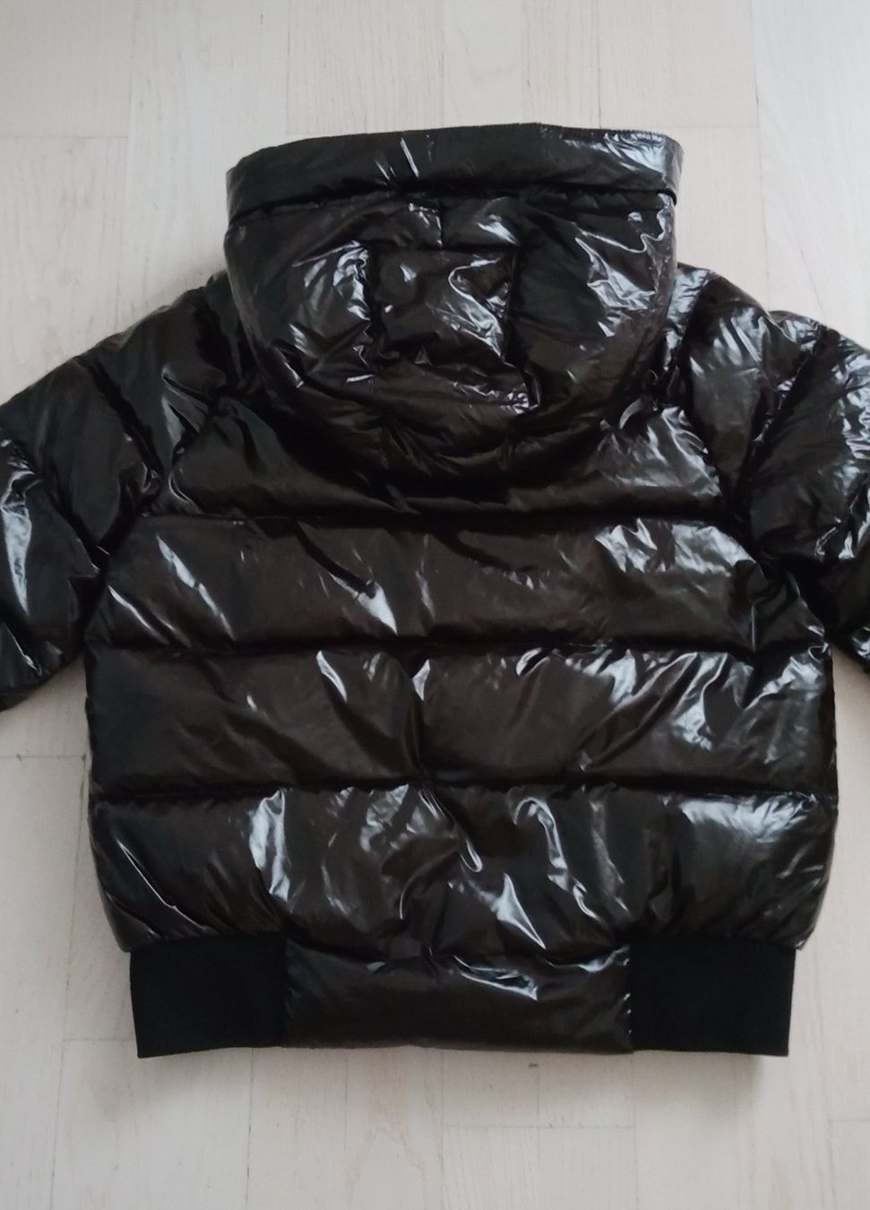 Moncler Jacken: Moncler Bomberjacke Gr.M – Gebraucht aus Küsnacht ZH von danni6 1