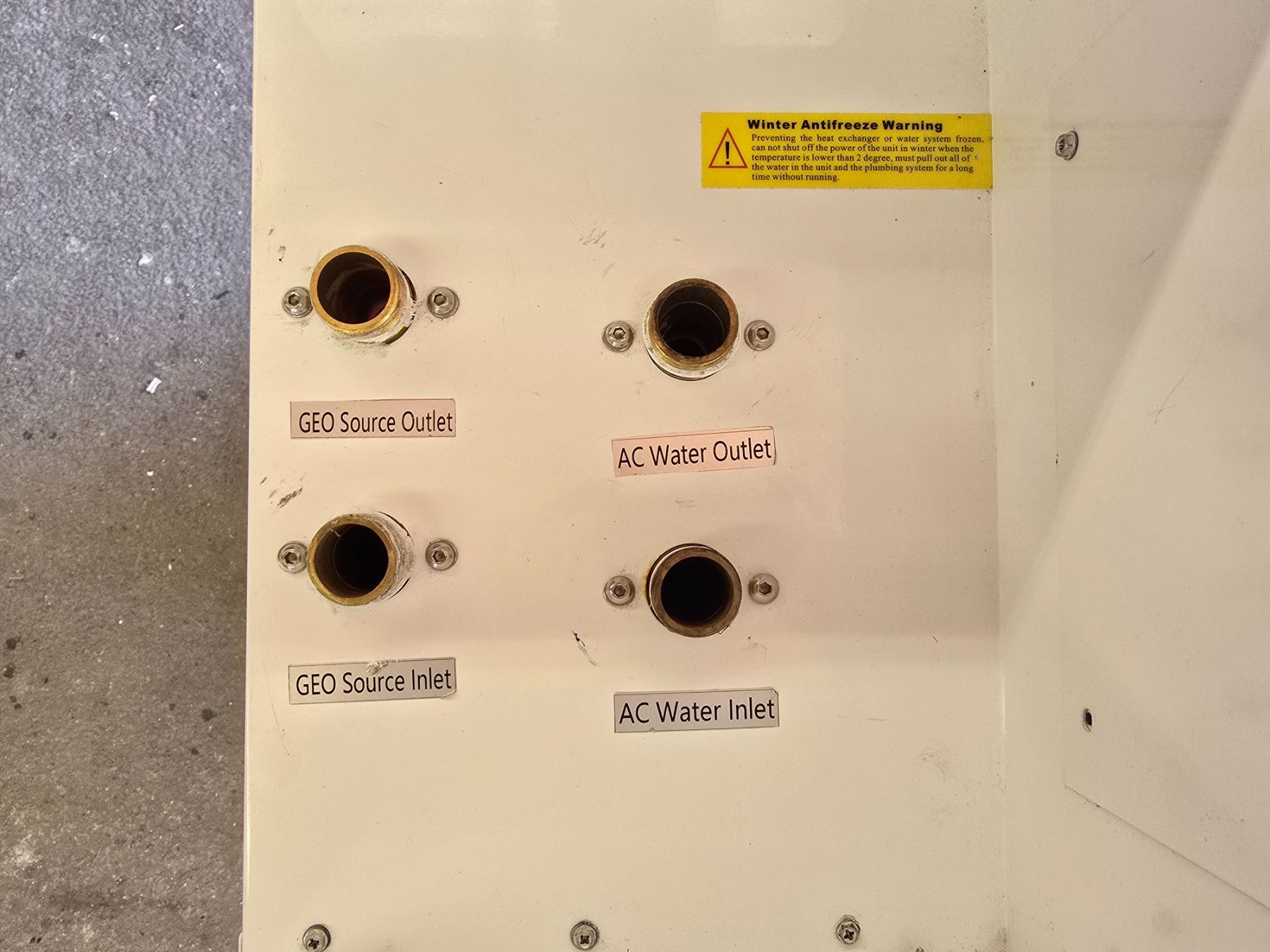 Radiatori: 6KW Wasser Wasser Wärmepumpe – Usato da Wünnewil venduto da tinumueller 5