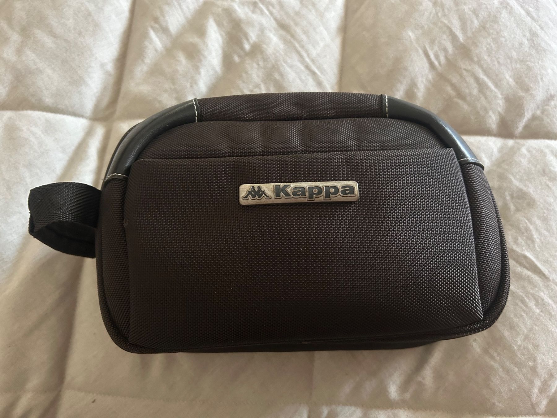 Kappa Borse: Kappa Kosmetiktasche – Usato da Genève venduto da sunandwind