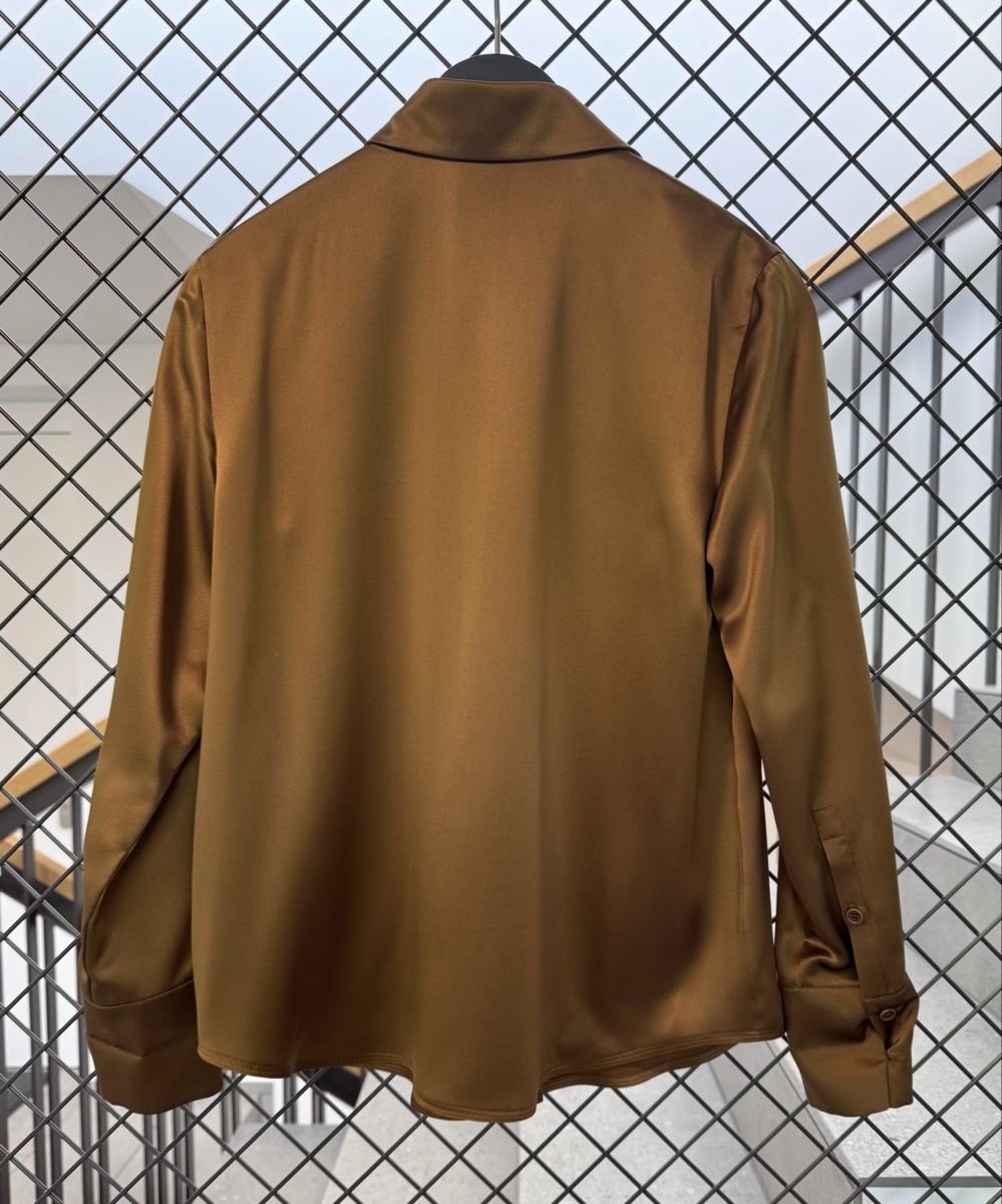 Max Mara Camicette: Festliche wunderschöne Seidenbluse von Max Mara, Gr. 36 – Nuovo (secondo la descrizione) da Baar venduto da Jjanet 3