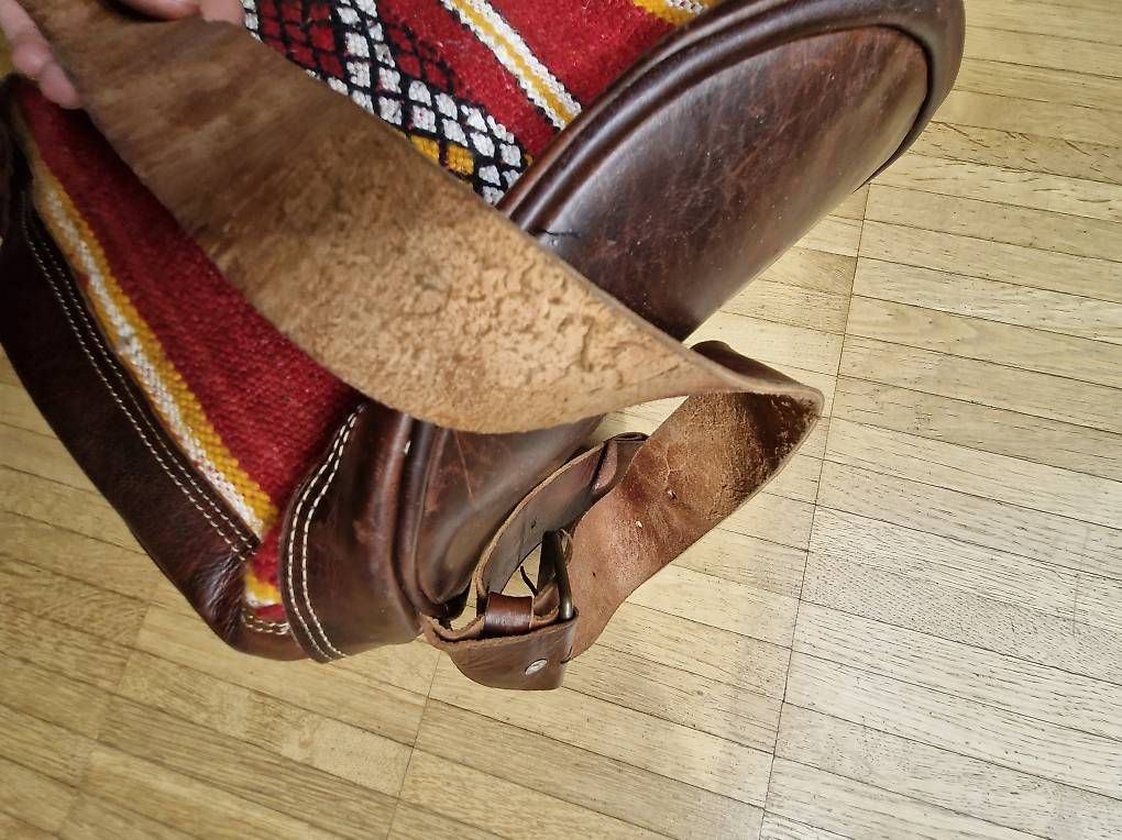 Borse da donna: Echtleder Tasche mit Teppich element – Usato da Luzern venduto da Laraelena 1