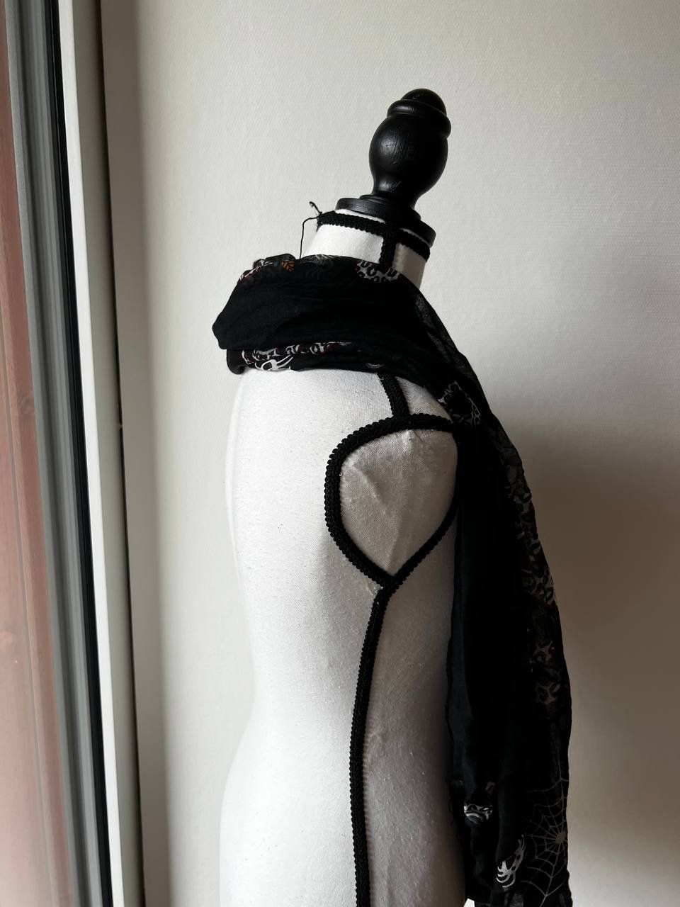 Foulard & Sciarpe: Neuer Schal – Nuovo e nell'imballaggio originale da Riehen venduto da ann_76jw 2