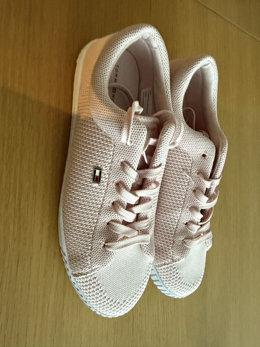 Tommy Hilfiger Chaussures femmes: Tommy Hilfiger Sneaker Grösse 39 Rosa Textil – Neuf (Voir description) à Basel par Diddl77 3