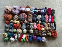 Wollkonvolut ,diverse Farben und Qualitäten