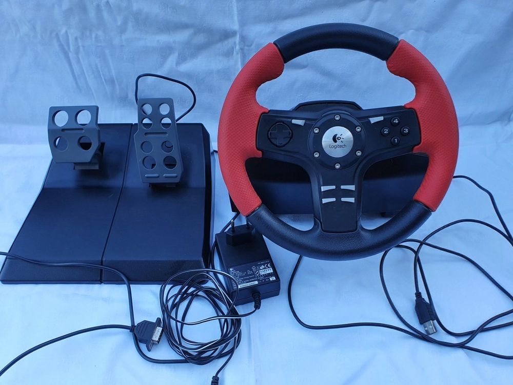 VOLANT PC Logitech Formula Force EX