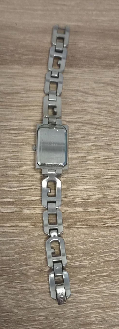 Guess Orologi: Montre Guess – Usato da Bouveret venduto da lagartha 3