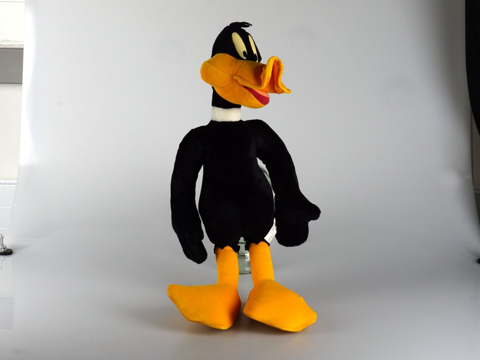 Jouets: 90er Daffy Duck Plüschtier – D'occasion à Rüti ZH par Restwert_Rueti_ZH