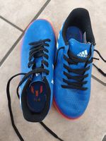 Turnschuhe Adidas in Grösse 34
