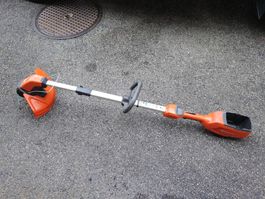Husqvarna 115iL Trimmer