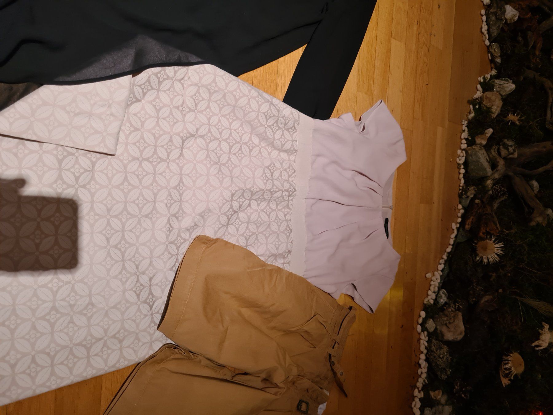 Kleiderpakete: 2 coole Kleider und 2 colle Shorts gr.38/M – Gebraucht aus Ferden von jemyce 4