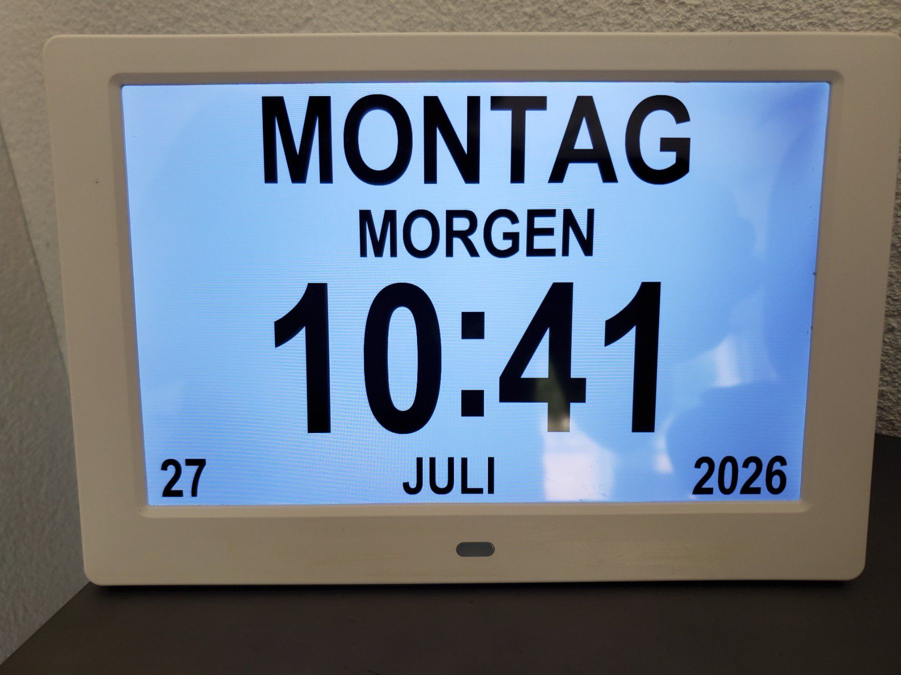 Orologi: Senioren- und Alzheimer- Kalenderuhr – Usato da Bösingen venduto da Asta0