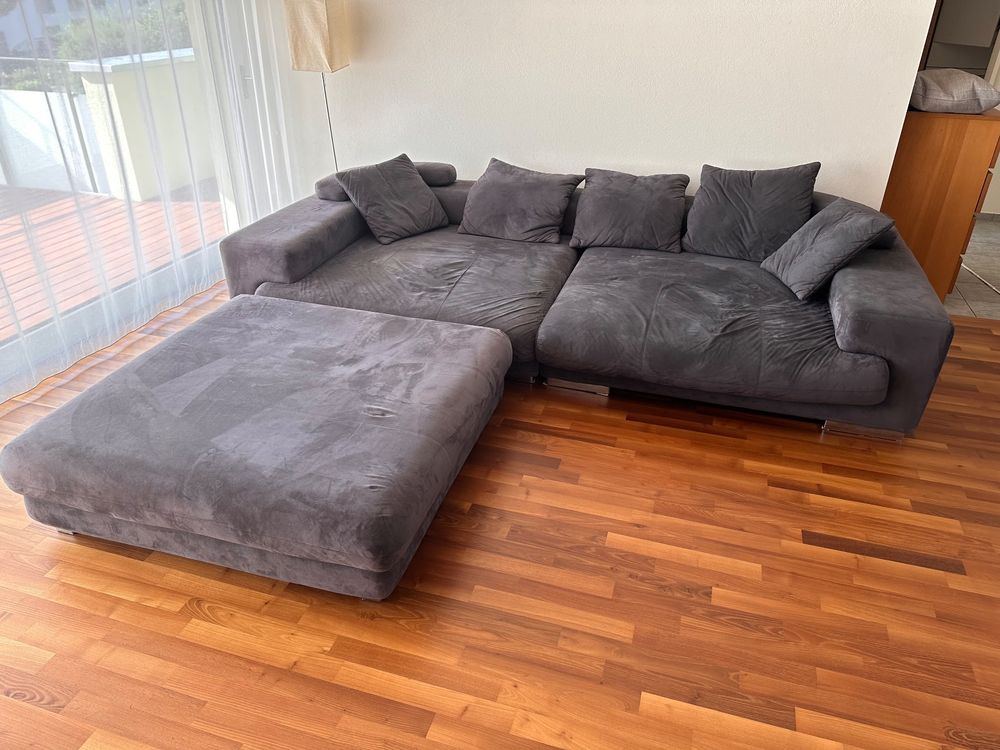 Microfaser BIG Sofa mit Hocker Kaufen auf Ricardo