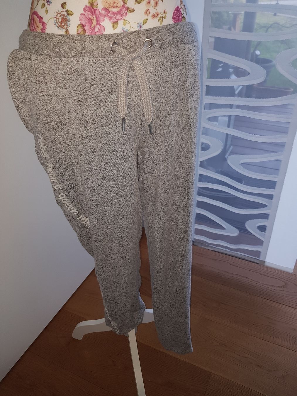 Costumes: Jogginganzug Princess – D'occasion à Opfikon par Annanet 2