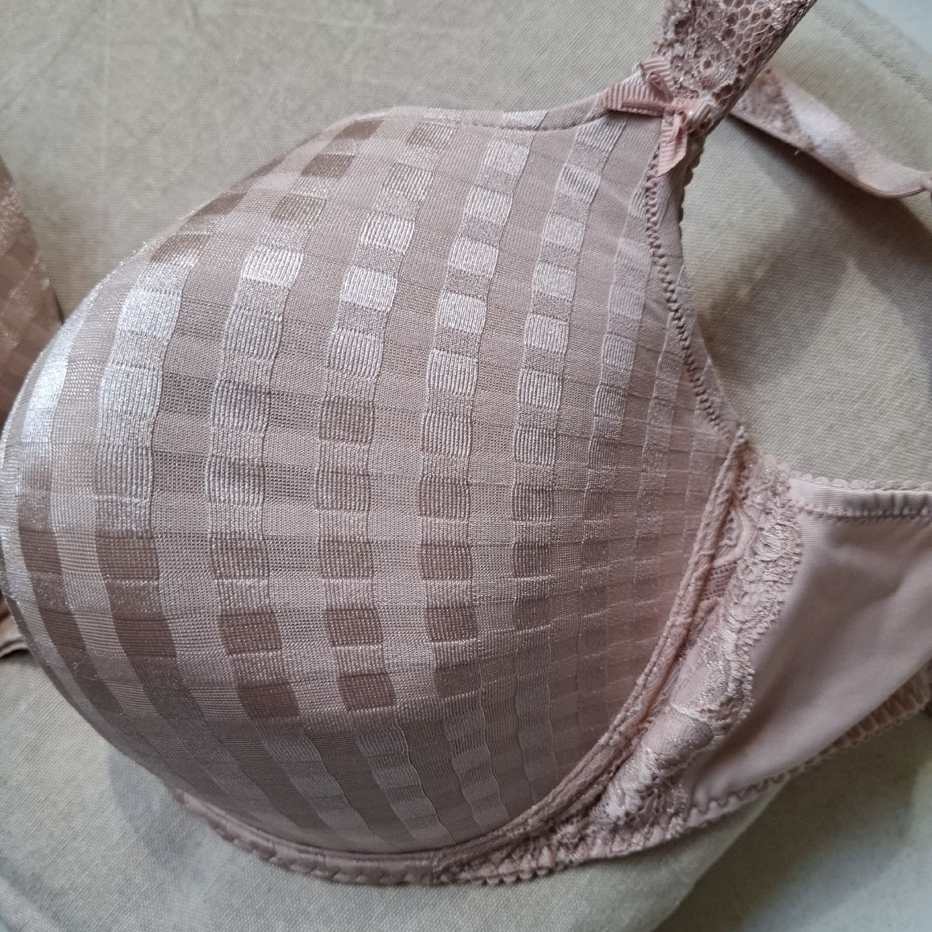 Altra biancheria intima: BH G85 von Prima Donna mit Schale – Nuovo (secondo la descrizione) da Lotzwil venduto da mobola 2