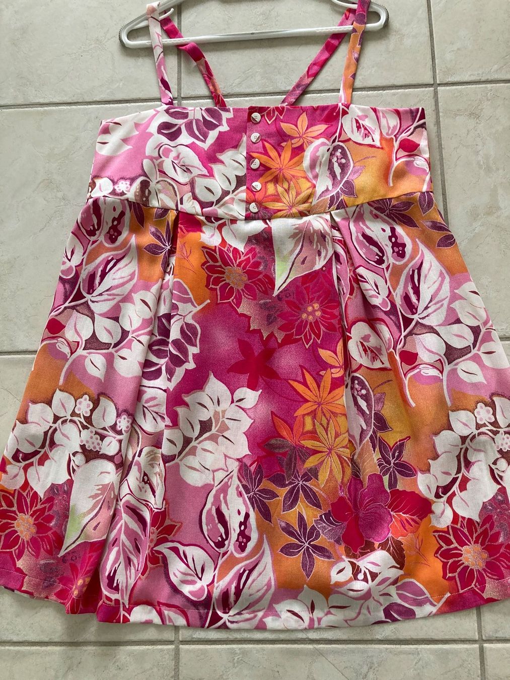 Kleider: NEU Sommerkleid bunt 44/46 – Neu (gemäss Beschreibung) aus Zuchwil von Mauz2