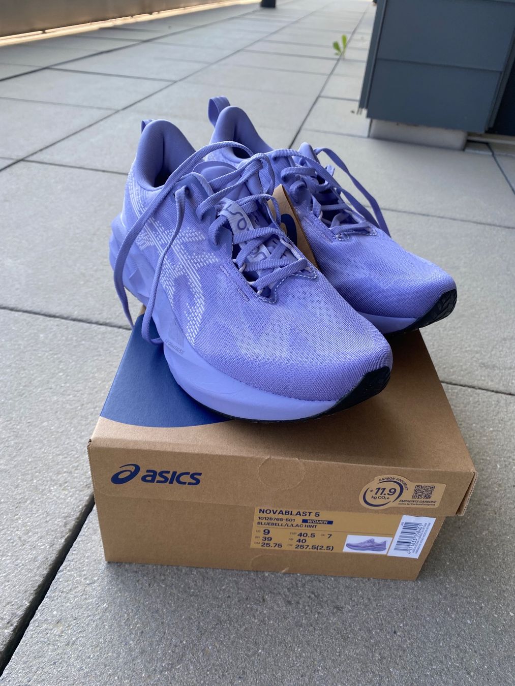 Asics Scarpe da donna: Laufschuh Asics Novablast 5 – Nuovo e nell'imballaggio originale da Baden venduto da deni_cfr