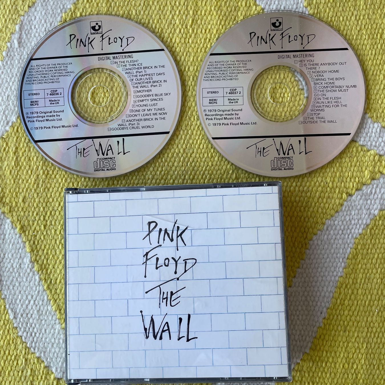 CDs: PINK FLOYD-2CD THE WALL – D'occasion à Rorschacherberg par CD-Roli
