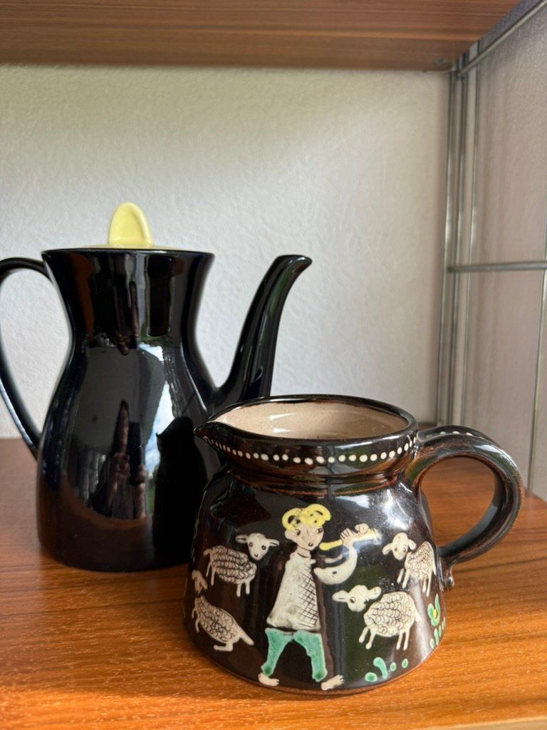 Set di piatti: Vintage Kaffeekanne Keramik – Usato da Kirchdorf AG venduto da coco123 1