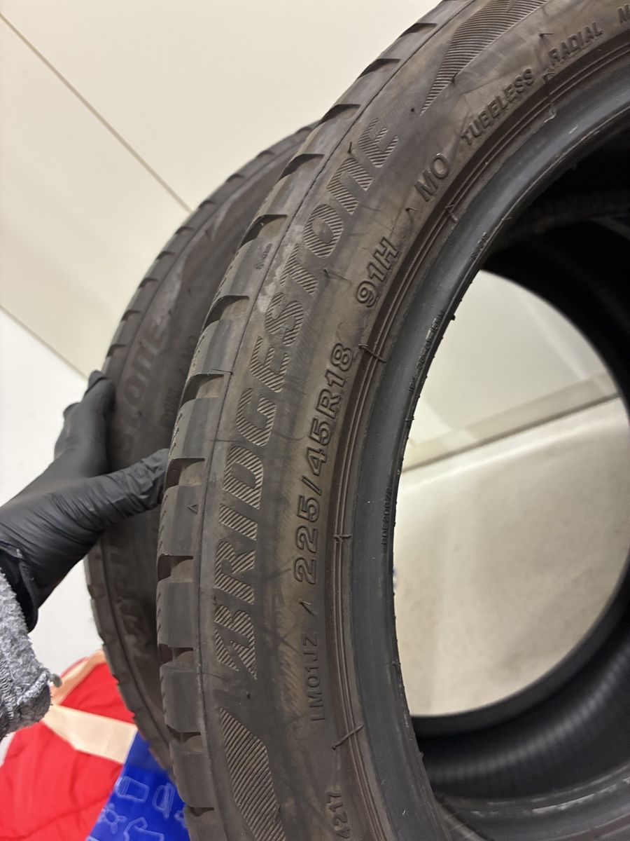 Sonstiges Schreiben & Zeichnen: Winterreifen Bridgestone 225 45 18 – Gebraucht aus Neuenhof von Gt5.Performance_