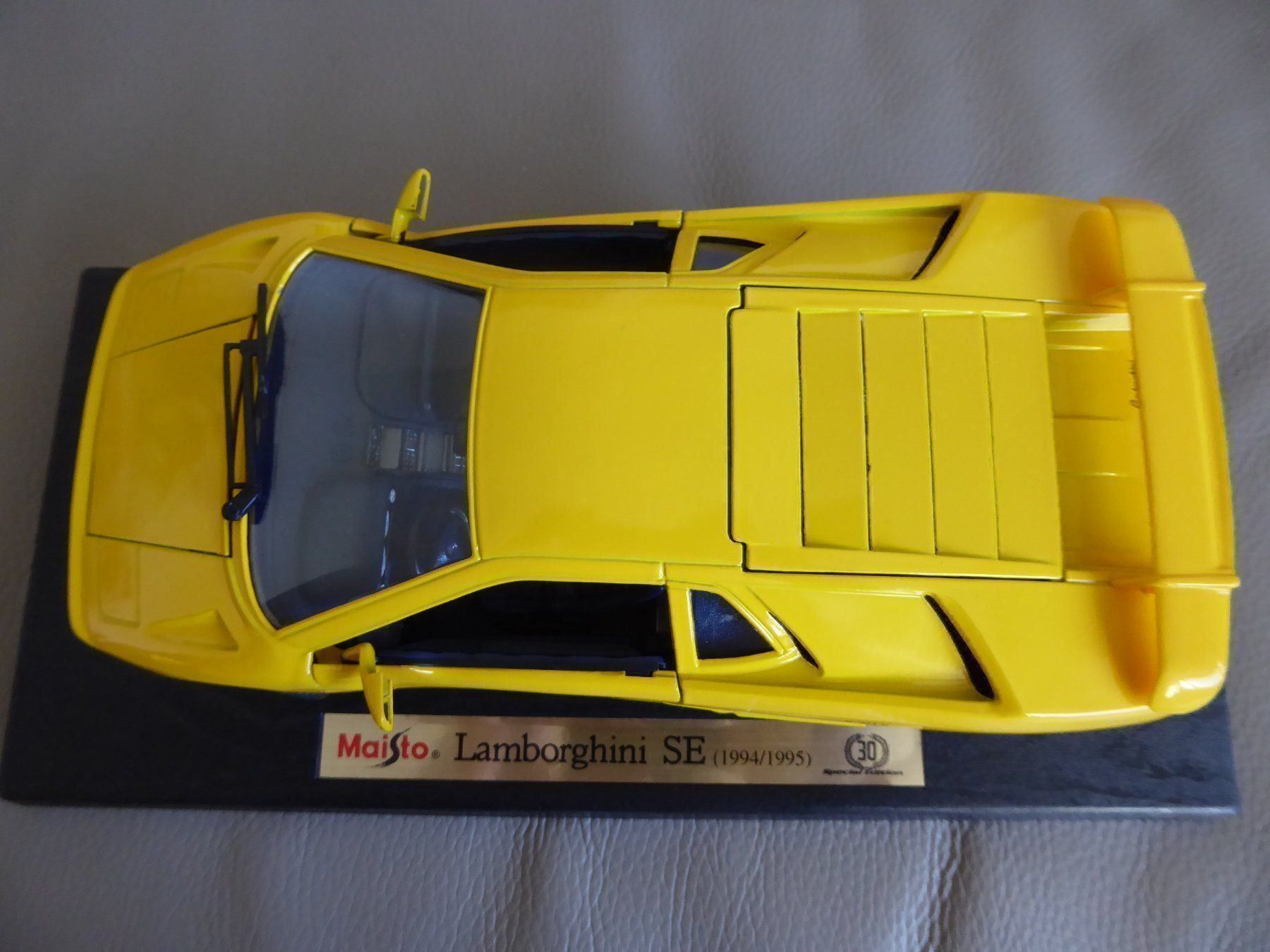 Lamborghini Modellautos: Lamborghini SE 1994/1995 1:18 – Neu (gemäss Beschreibung) aus Hettlingen von Zambole 2