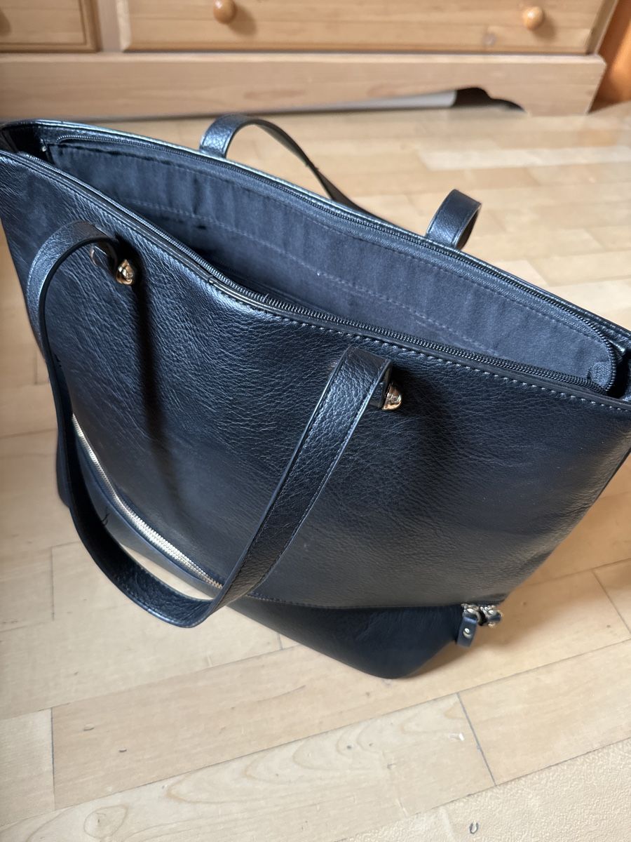 Borse da donna: Geräumige Handtasche – Usato da Hergiswil NW venduto da kaufe_at_kaufmann 1