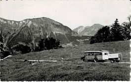 AXALP  Postauto mit Anhänger! BE gel. 1955!