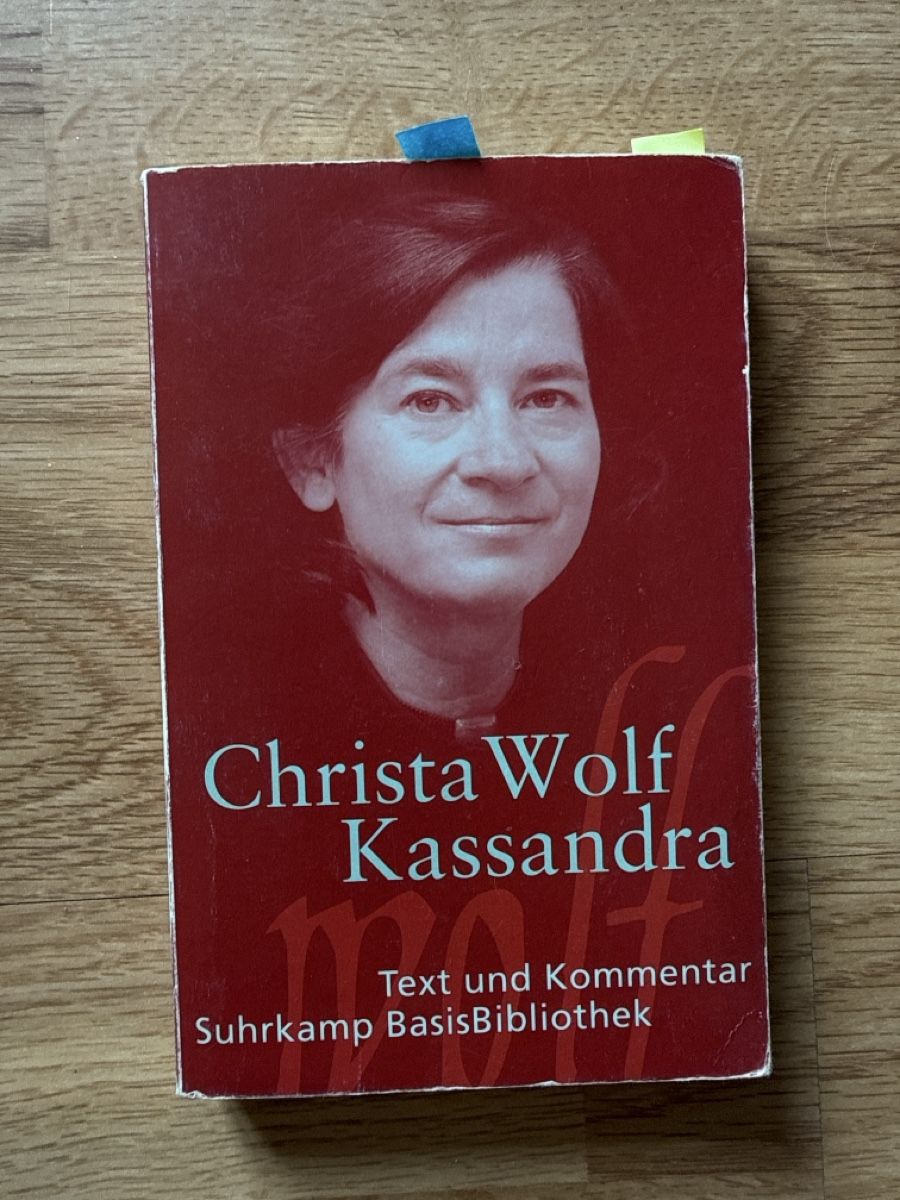 Libri: Kassandra: Christa Wolf Suhrkamp  – Usato da Gränichen venduto da cat_lady
