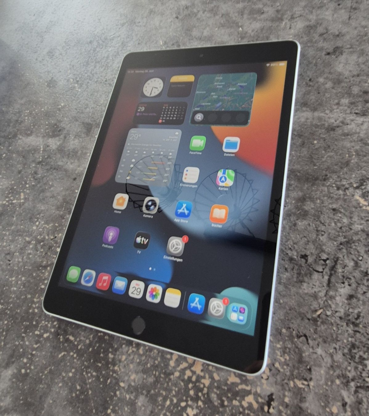 Apple Tablet PC: iPad (9th Gen.) 256GB Wifi – Nuovo (secondo la descrizione) da Dietikon venduto da NGood