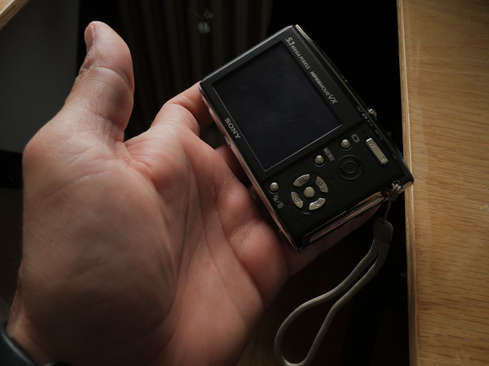 Sony Fotocamera: Sony Cyber-shot DSC-T5 – Usato da Neuchâtel venduto da Carlosfmunoz 4