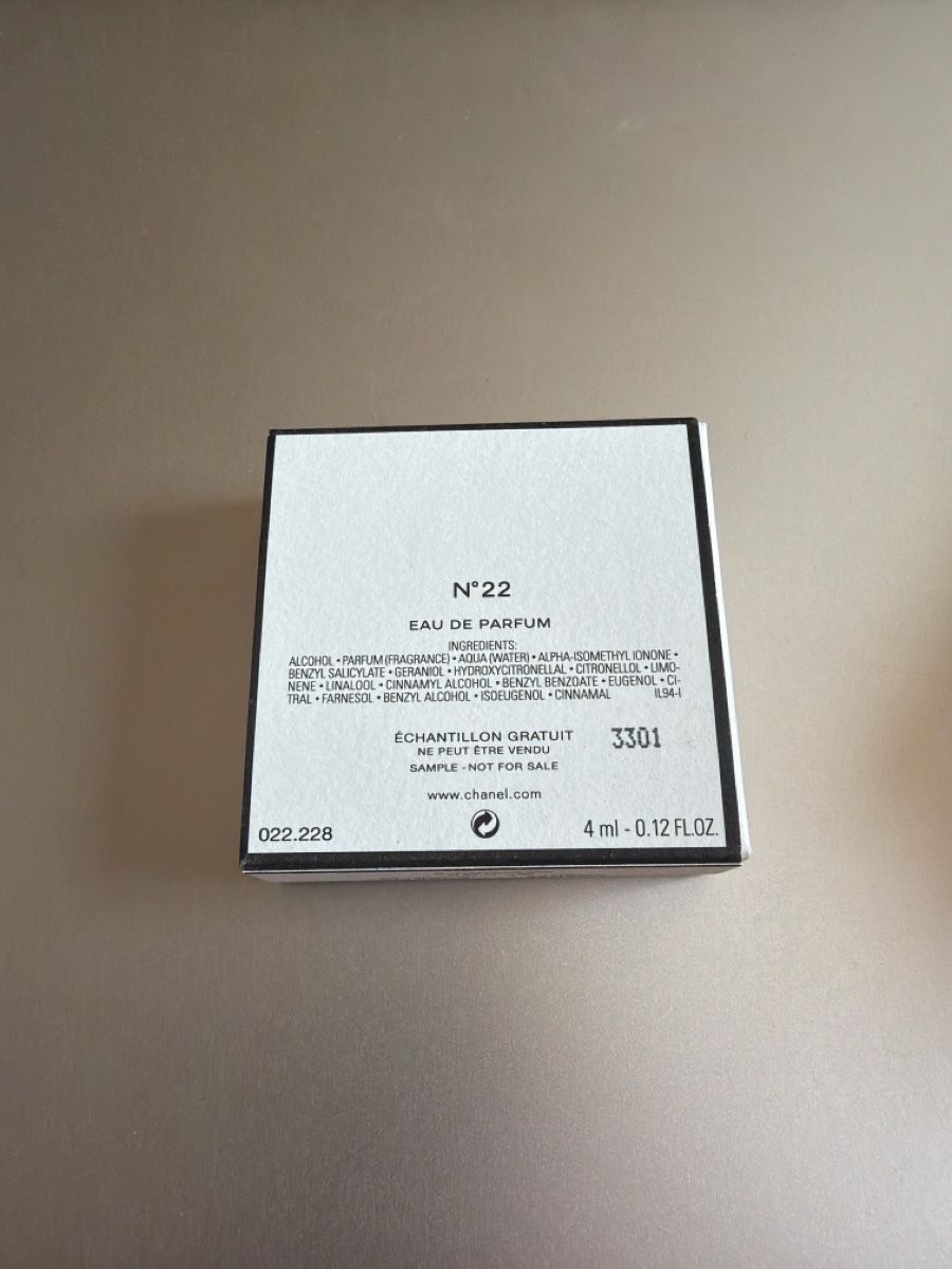 Chanel Parfum & Eau de Toilette: CHANEL N°22 Eau de Parfum miniature 4ml Neuf – Neu und originalverpackt aus fey von Caductilometre 1