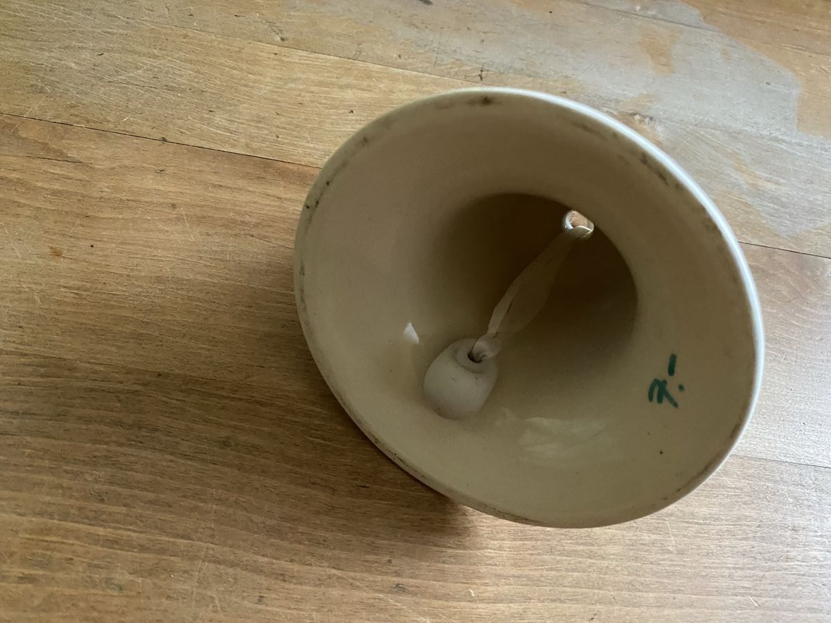 Campanacci mucche: Bunzlauer Keramik Glocke – Usato da Uster venduto da cha_6hjf 1