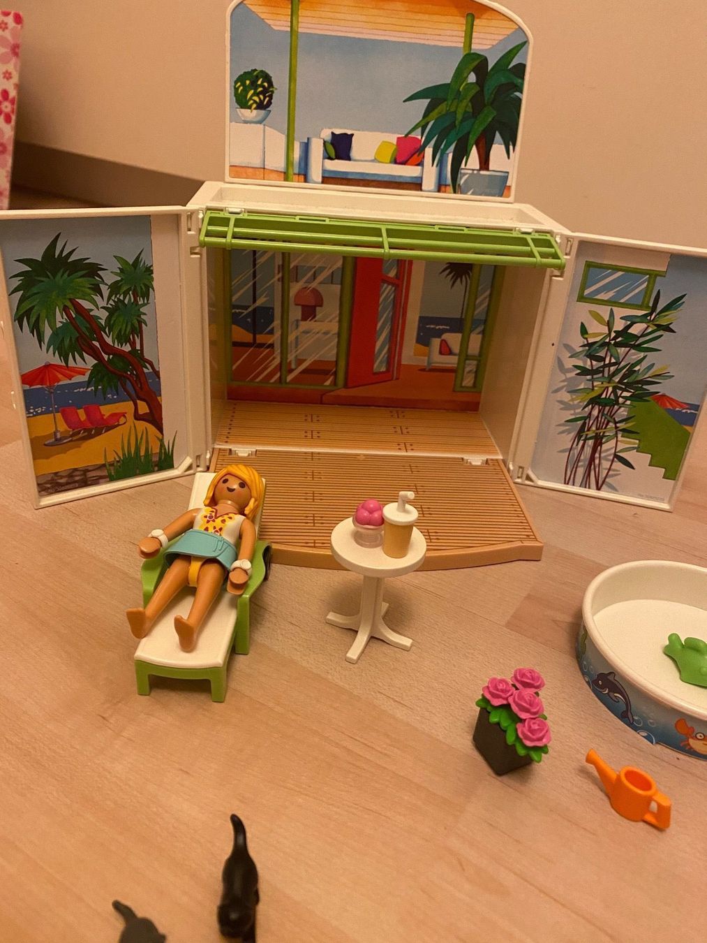 Playmobil Giocattoli: Aufklappbox  Sonnenterasse Playmobil – Usato da Dietlikon venduto da Ss11 1