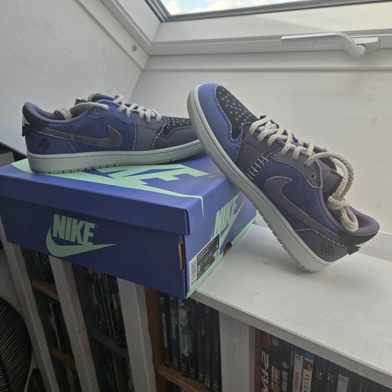 Jordan Scarpe da uomo: Jordan 1 Low Voodoo Alternate bleu – Nuovo e nell'imballaggio originale da Muttenz venduto da doudard