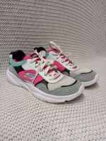 Sketchers Sneaker mit Air Cooled Memory Foam Sohle Gr.38