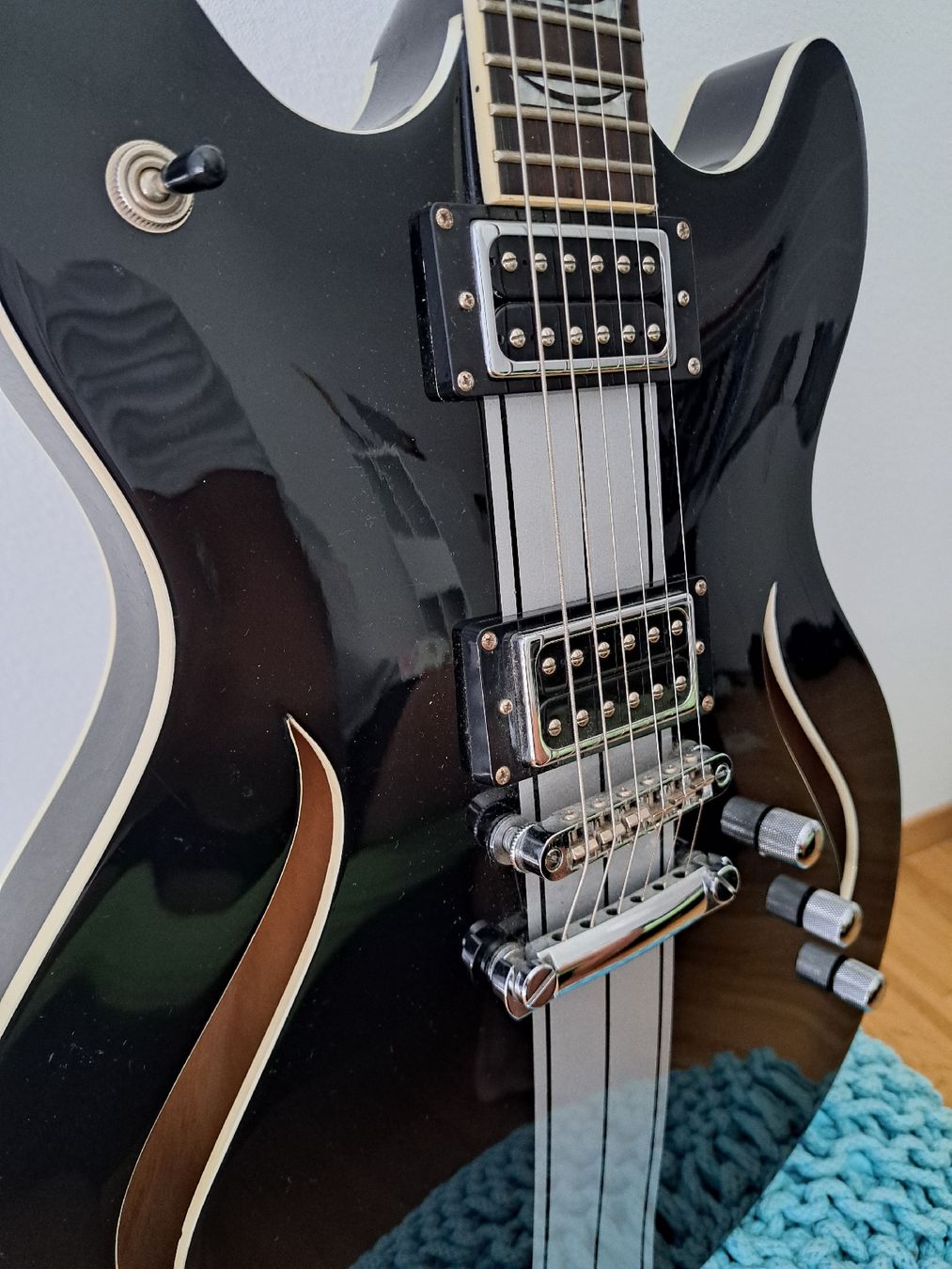 Musikinstrumente: VGS Mustang ES Style – Gebraucht aus Kaltbrunn von Guitaredaniel 3