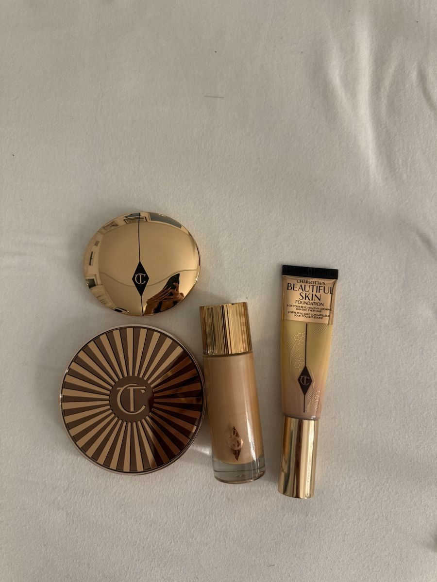 Charlotte Tilbury Make-up: Charlotte Tilbury Make Up Set, Puder, Bronzer, Foundation – Nuovo (secondo la descrizione) da Dietlikon venduto da lizz.yy