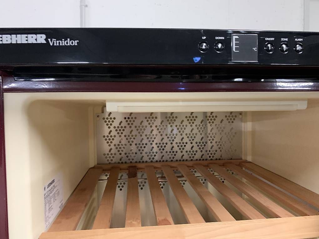 Sonstiges: Liebherr Weinkühlschrank – Gebraucht aus Grüningen von Limo_la 3