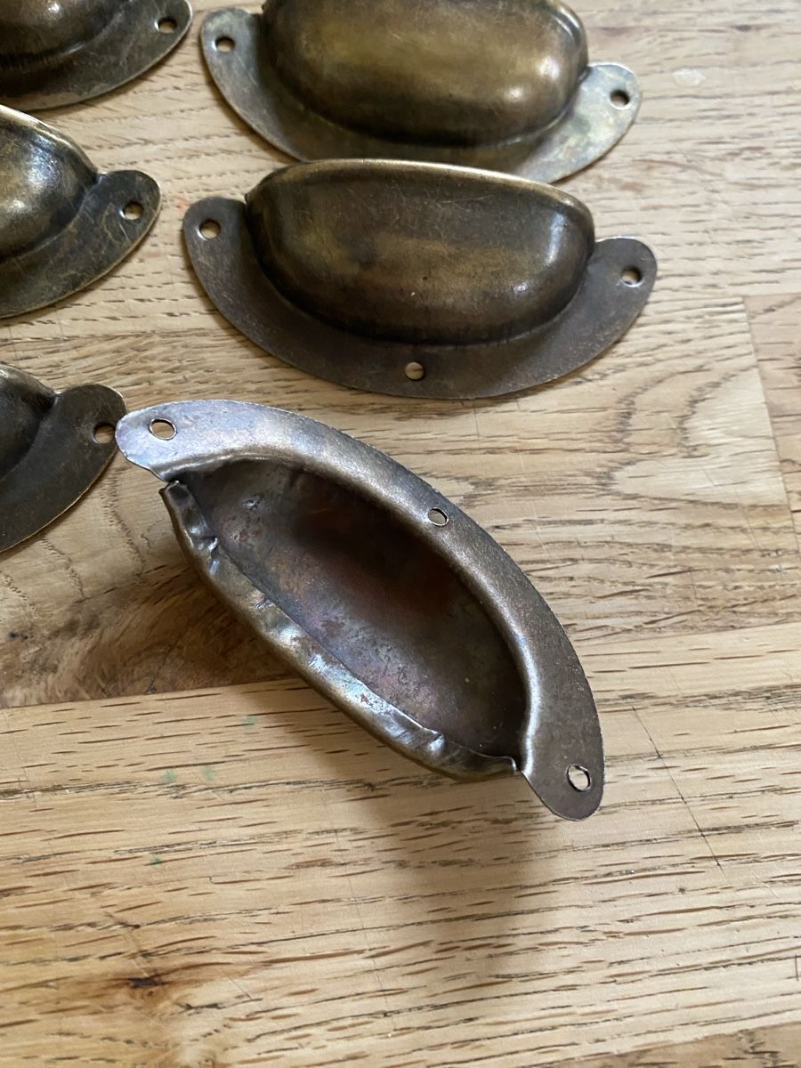 Ferramenta: 6 Muschelgriffe – Usato da Flawil venduto da Naphtali 2